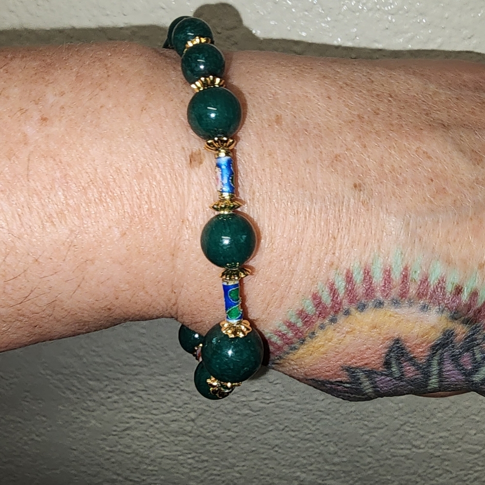 Nephrite and Cloisonne Goldtone Beaded Bracelet - Picture 11 of 11